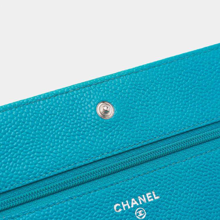 Pre Owned Chanel Aqua Blue Caviar Bicolor CC Wallet On Chain Bag
