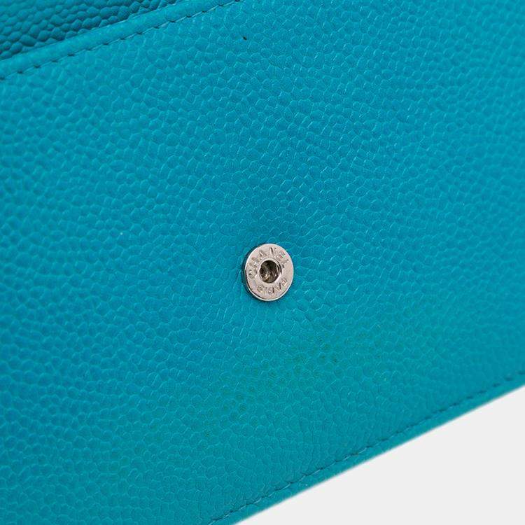 Pre Owned Chanel Aqua Blue Caviar Bicolor CC Wallet On Chain Bag