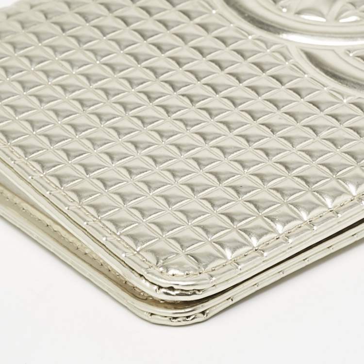 Pre Owned Chanel Gold Choco Bar Quilted Leather Address Book Wallet