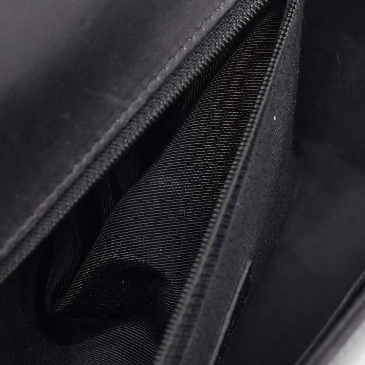 Pre Owned Chanel Black Quilted Leather New Medium Boy Flap Bag