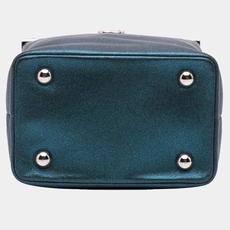 Pre Owned Chanel Blue CC Metallic Calfskin Vanity Case Bag