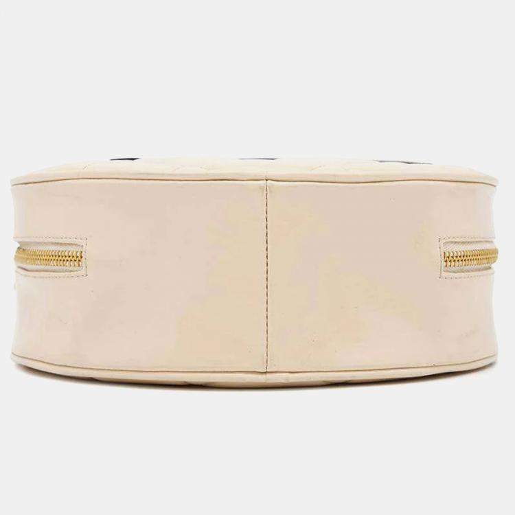 Pre Owned Chanel Round Vanity Handbag Beige Patent Leather