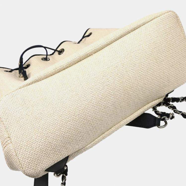 Pre Owned Chanel White Straw Deauville Backpack