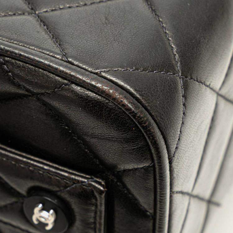 Pre Owned Chanel Black Quilted Lambskin Leather Box Bag