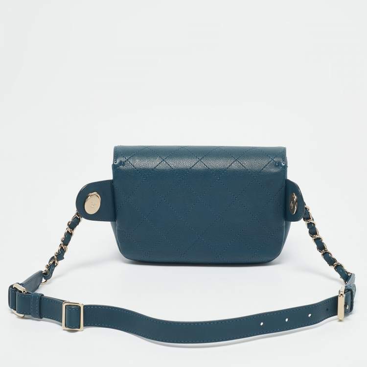 Pre Owned Chanel Blue Quilted Leather CC Waist Bag