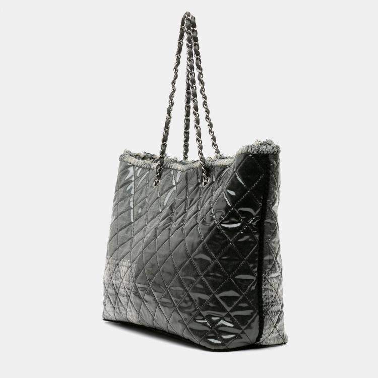 Pre Owned Chanel Grey Large Quilted Tweed and Vinyl Funny Patchwork Tote Bag