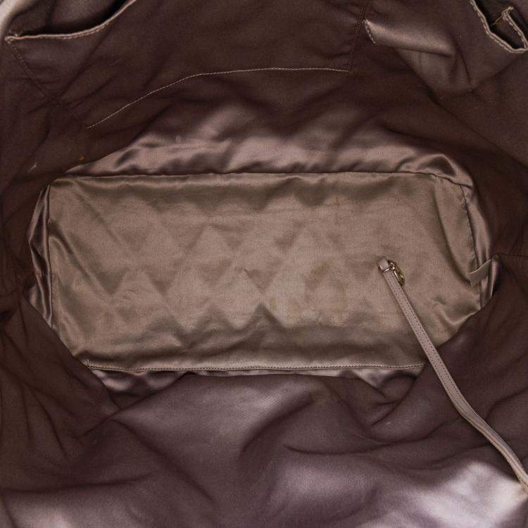 Pre Owned Chanel Grey Large Quilted Tweed and Vinyl Funny Patchwork Tote Bag