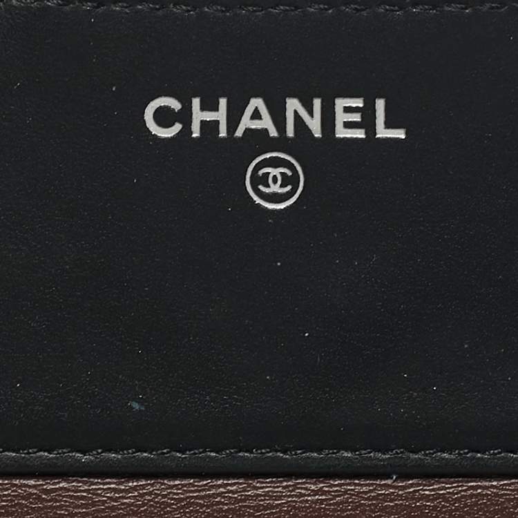 Pre Owned Chanel Black Quilted Leather Reissue Compact Wallet