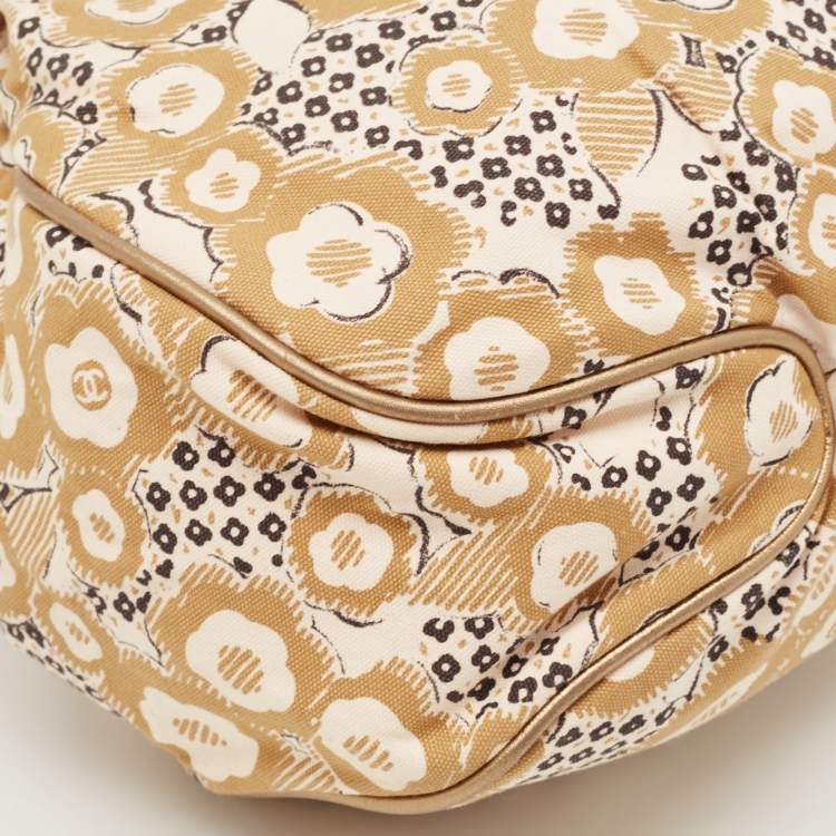 Pre Owned Chanel Beige Camellia Print Canvas CC Metal Handle Hobo