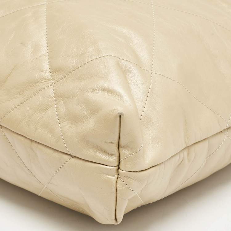 Pre Owned Chanel Cream Quilted Leather 22 Bag