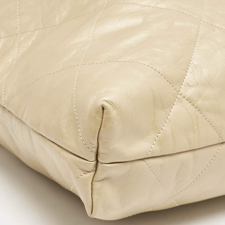 Pre Owned Chanel Cream Quilted Leather 22 Bag