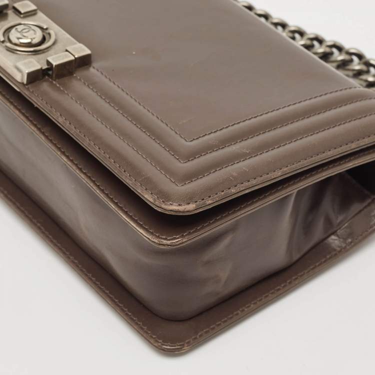 Pre Owned Chanel Dark Beige Glazed Leather Medium Boy Flap Bag