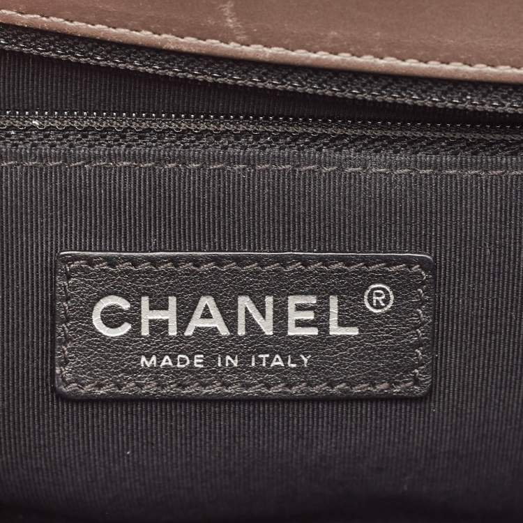 Pre Owned Chanel Dark Beige Glazed Leather Medium Boy Flap Bag
