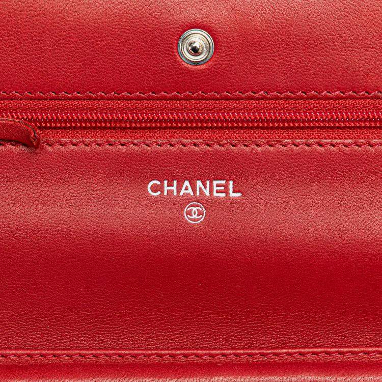 Pre Owned Chanel Red CC Calfskin Wallet On Chain