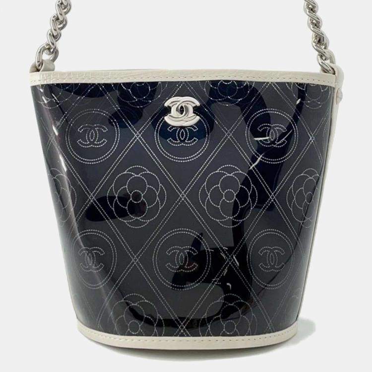 Pre Owned Chanel Cc Logo Camellia Plastics Black/White Plastics Leather Bucket Bag