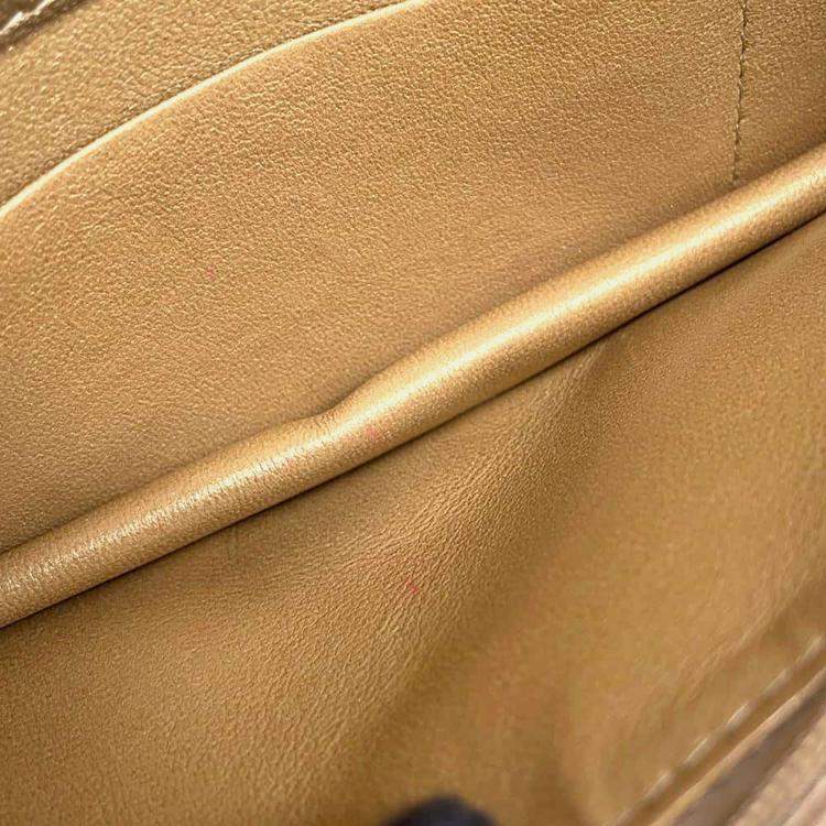 مملوكة مسبقًا Chanel Gold Lambskin Phone Case Shoulder Bag