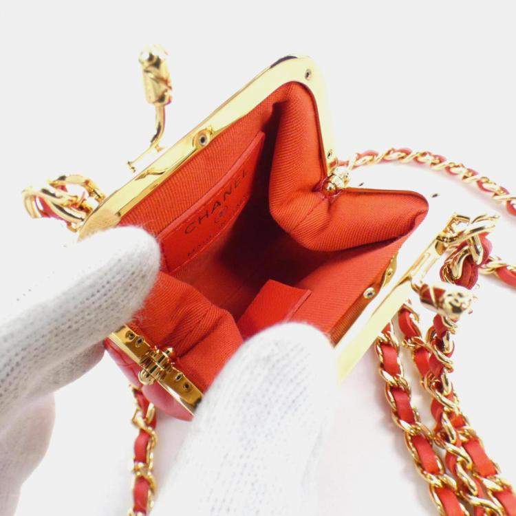 Pre Owned Chanel Red Lambskin Quilted Mini Kiss Lock Clutch With Chain 