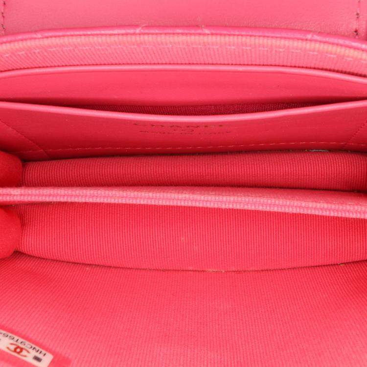 Pre Owned Chanel Pink CC Quilted Lambskin Flap Clutch On Chain