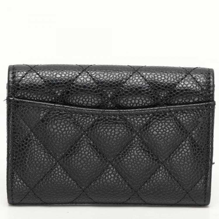 Pre Owned Chanel Black Quilted Caviar Leather CC Card Holder