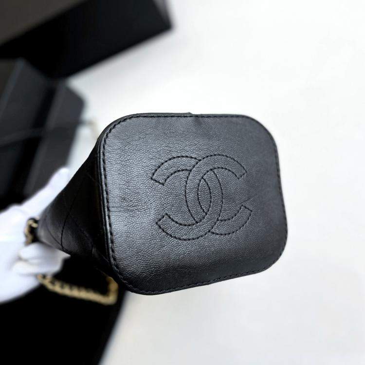 Pre Owned Chanel Black Leather Small Drawstring Bucket Bag