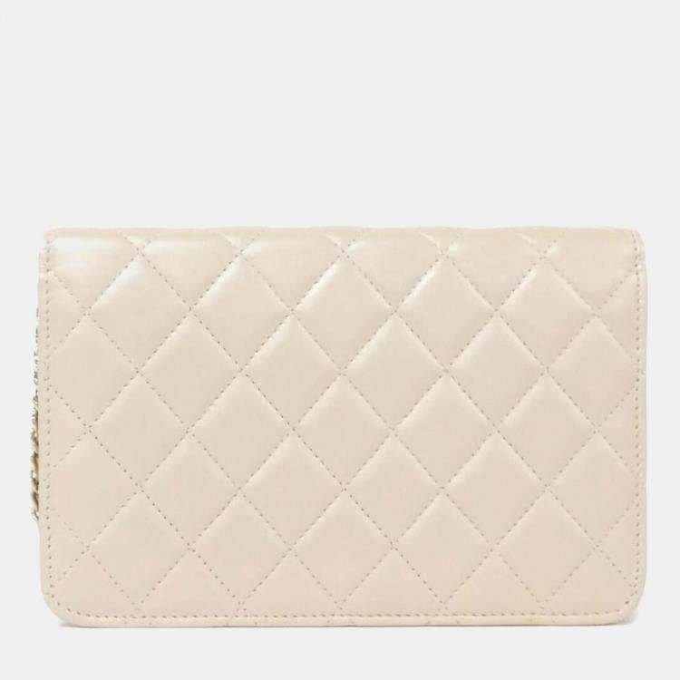 Pre Owned Chanel Beige Leather White Wallet On Chain 