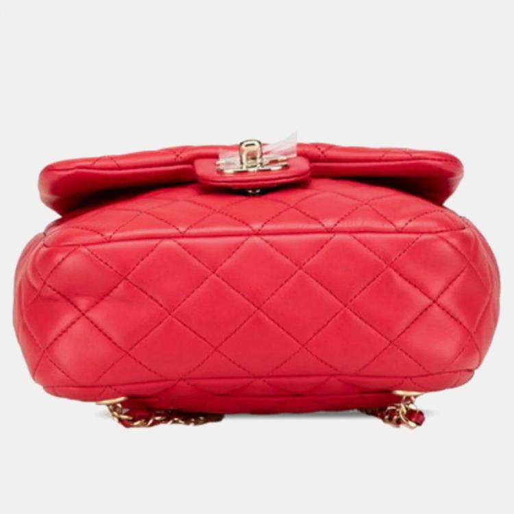 Pre Owned Chanel Red Lambskin Coco Mark Matelasse Backpack
