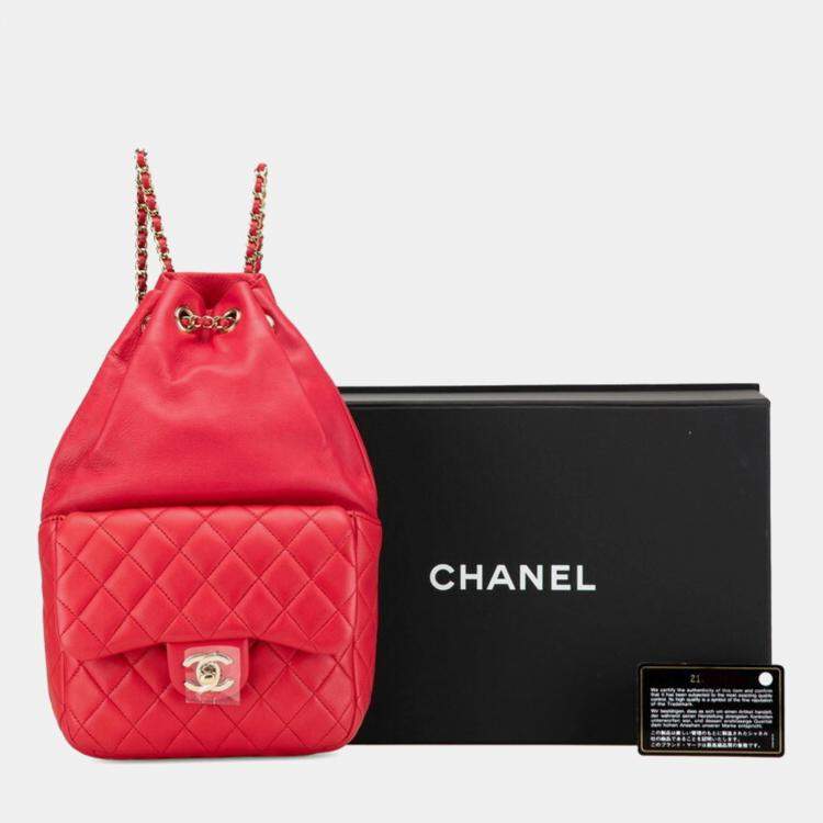 Pre Owned Chanel Red Lambskin Coco Mark Matelasse Backpack