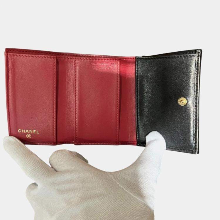 Pre Owned Chanel Black Lambskin Leather Tri-Fold 19 Small Flap Wallet