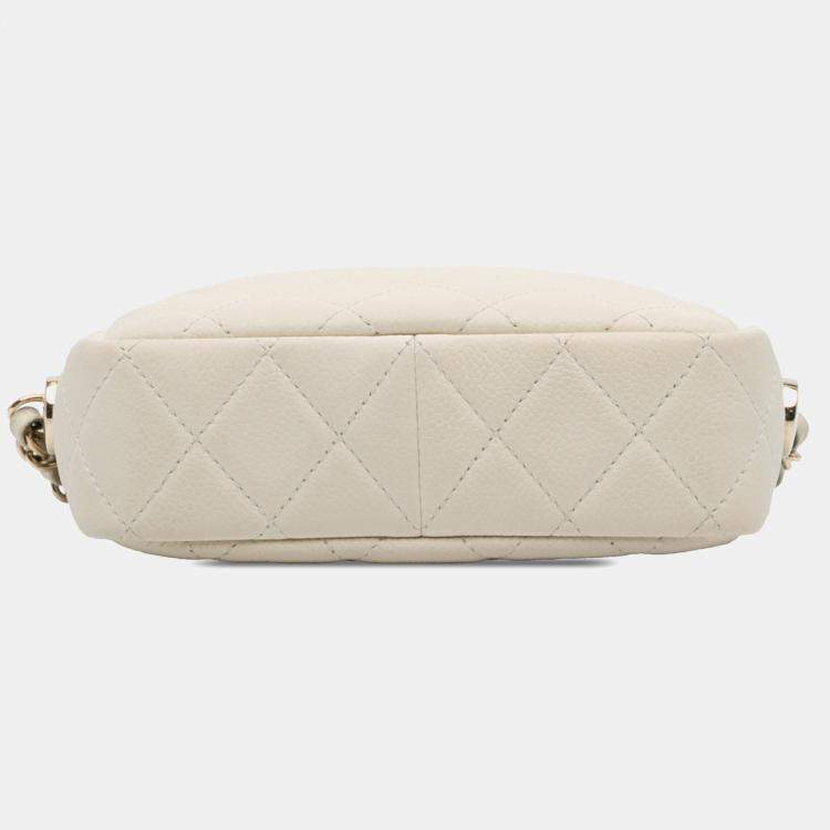 Pre Owned Chanel White Small CC Flat Quilted Caviar Camera Bag