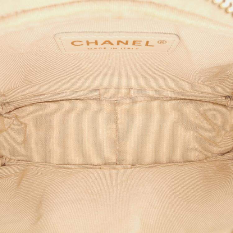 Pre Owned Chanel White Small CC Flat Quilted Caviar Camera Bag