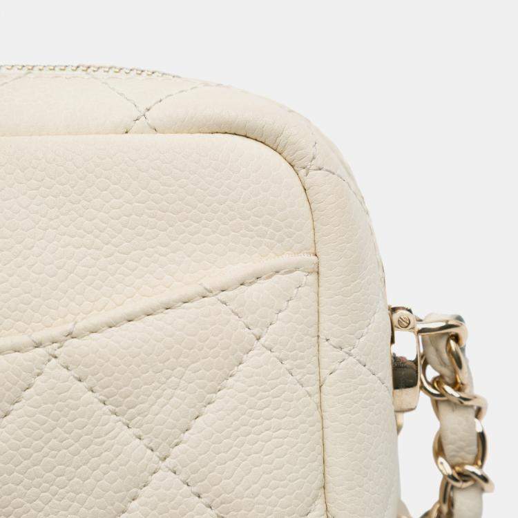 Pre Owned Chanel White Small CC Flat Quilted Caviar Camera Bag