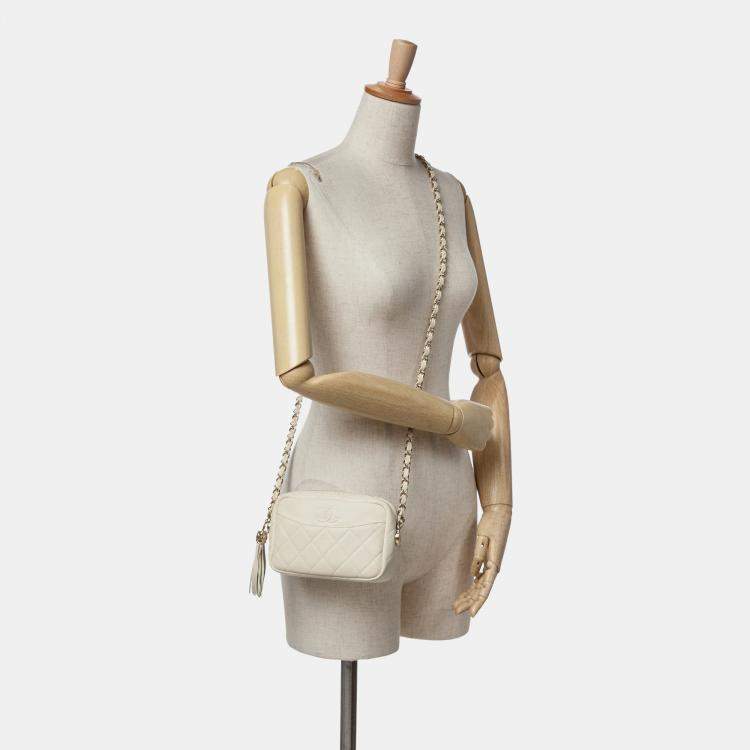 Pre Owned Chanel White Small CC Flat Quilted Caviar Camera Bag