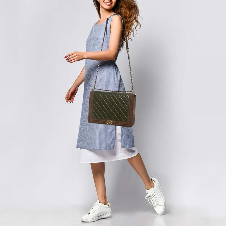 مملوكة مسبقًا Chanel Olive Green/Brown Quilted Leather and Suede Large Boy Flap Bag