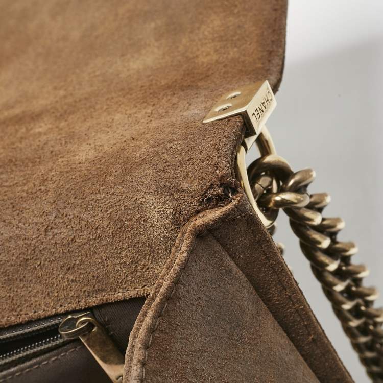 مملوكة مسبقًا Chanel Olive Green/Brown Quilted Leather and Suede Large Boy Flap Bag