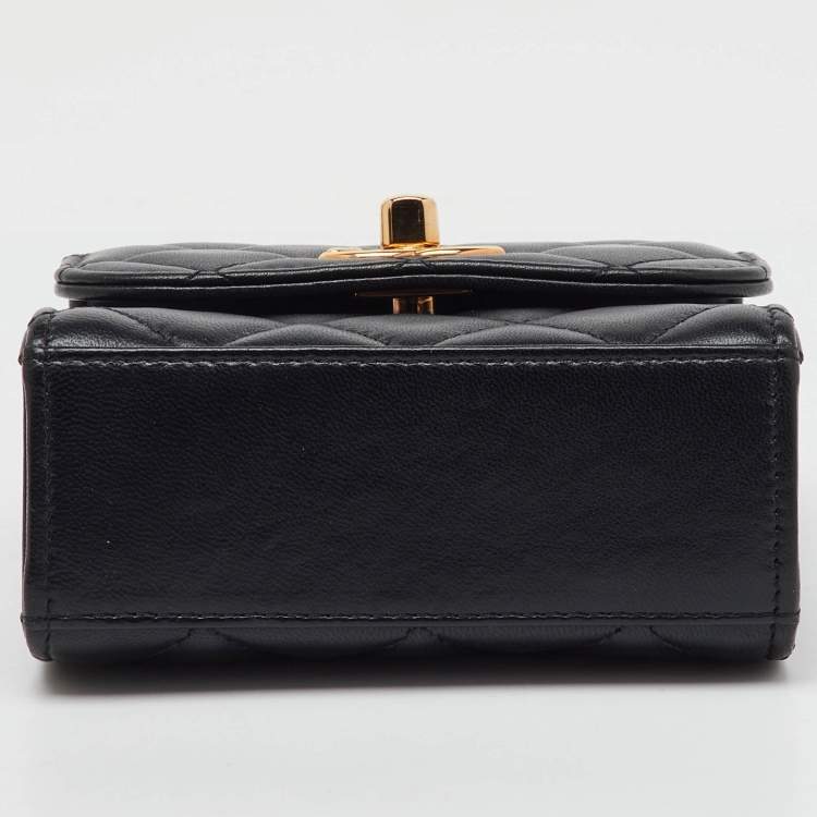 Pre Owned Chanel Black Quilted Leather Mini Trendy CC Chain Clutch Bag