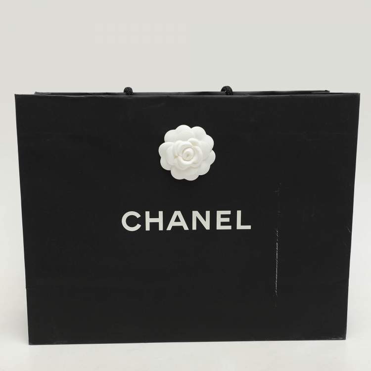 Pre Owned Chanel Beige/Black Quilted Leather Medium Bicolor Classic Double Flap Bag