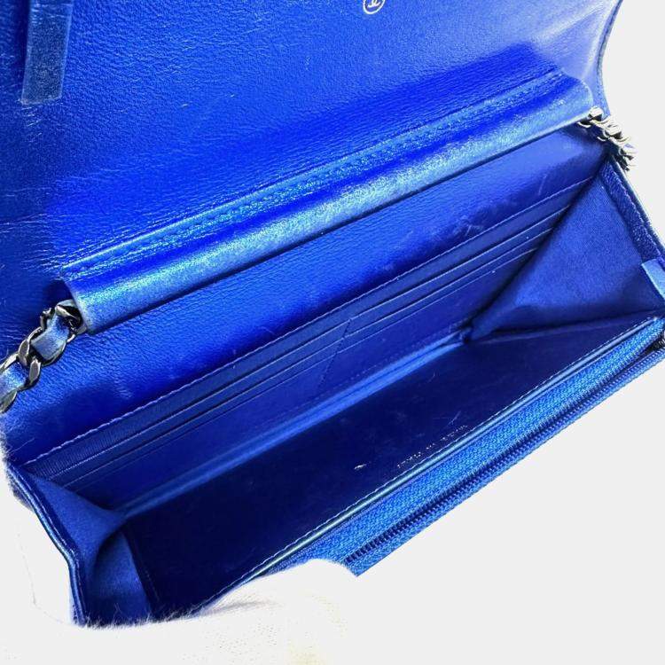 Pre Owned Chanel Metallic Blue Leather Boy Wallet On Chain