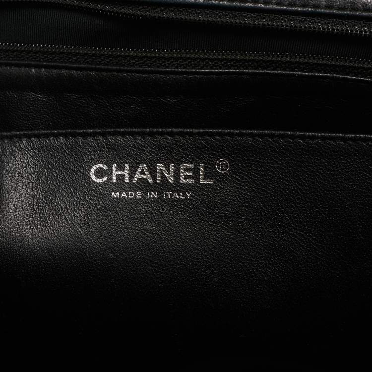 Pre Owned Chanel Black Quilted Patent Leather Maxi Classic Single Flap Bag