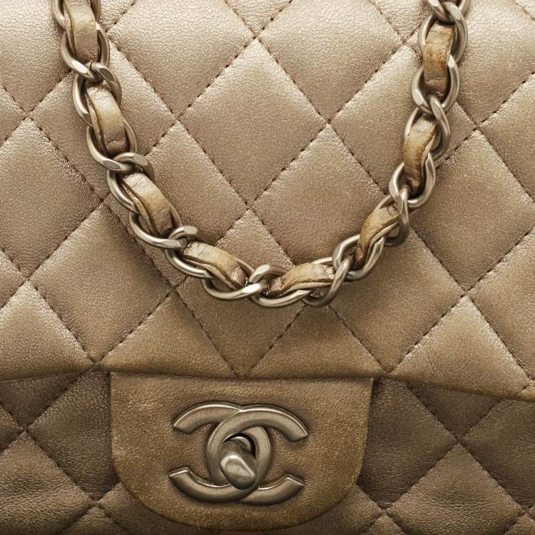 Pre Owned Chanel Grey Quilted Leather Mini Square Classic Flap Bag
