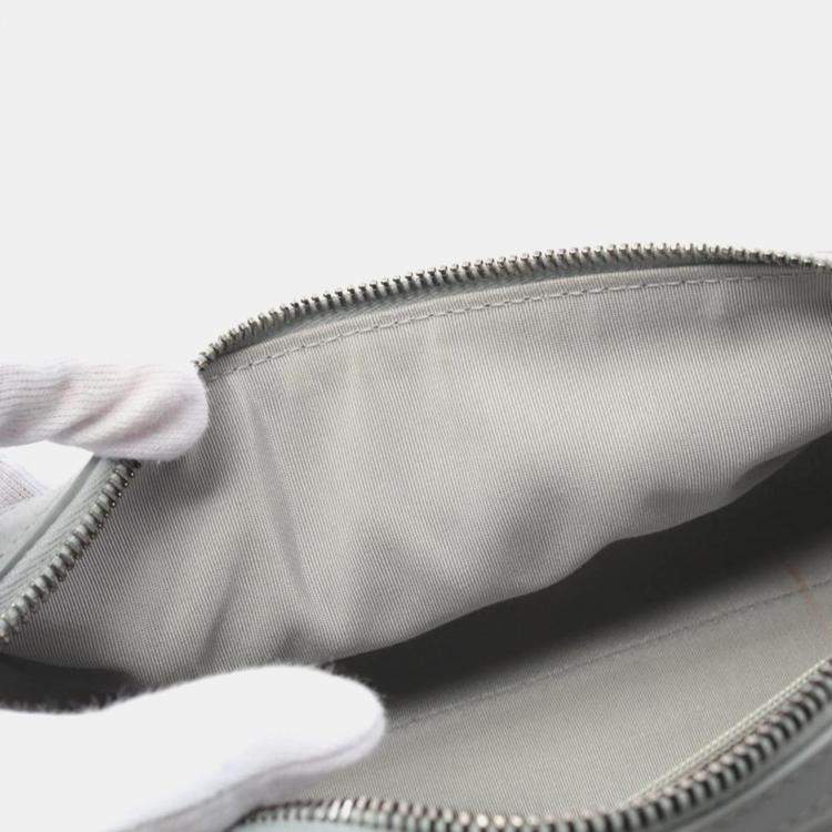 Pre Owned CHANEL Shoulder Bag Gray