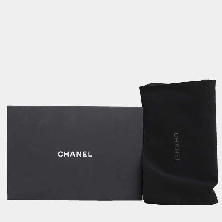 Pre Owned Chanel Black Quilted Lambskin Leather CC Trendy Wallet on Chain