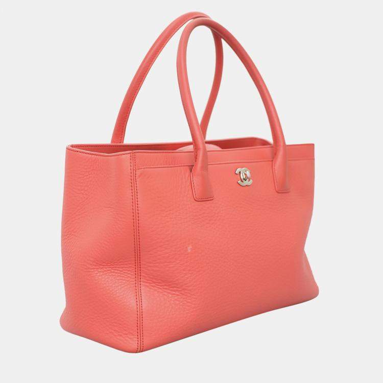 Pre Owned Chanel Peach Leather Executive Cerf Tote Bag