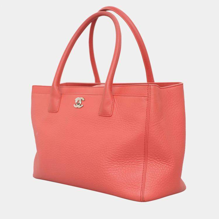 Pre Owned Chanel Peach Leather Executive Cerf Tote Bag