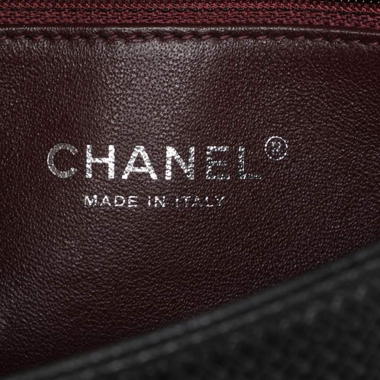 Pre Owned Chanel Black Leather Micro Retro Crossbody Bag