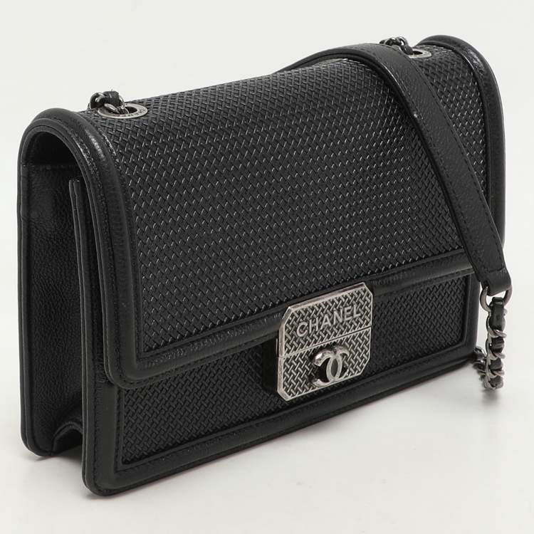 Pre Owned Chanel Black Leather Micro Retro Crossbody Bag