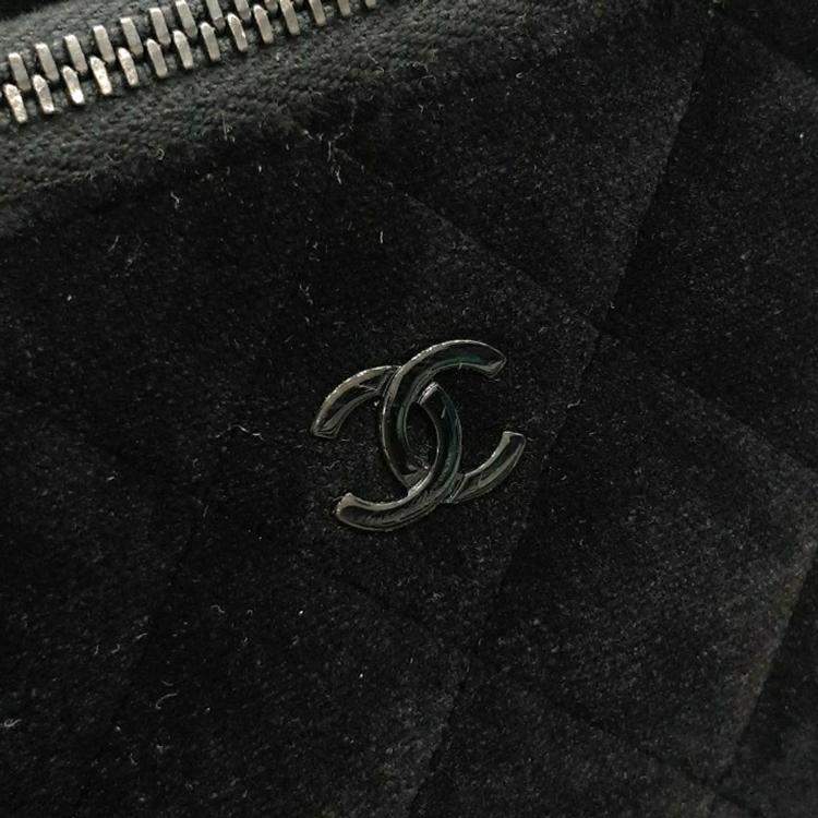Pre Owned Chanel Black Velvet Vanity crossbody Bag