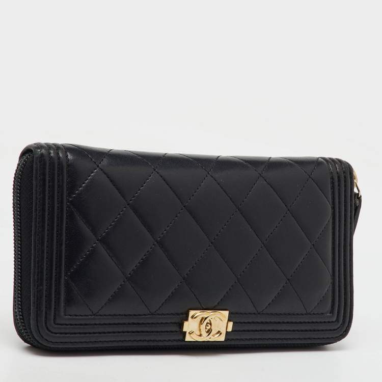 Pre Owned Chanel Black Quilted Leather Boy Zip Around Wallet