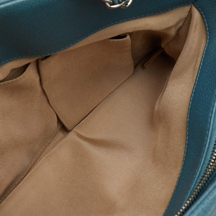 Pre Owned Chanel Blue Quilted Caviar Leather Petite Timeless Tote