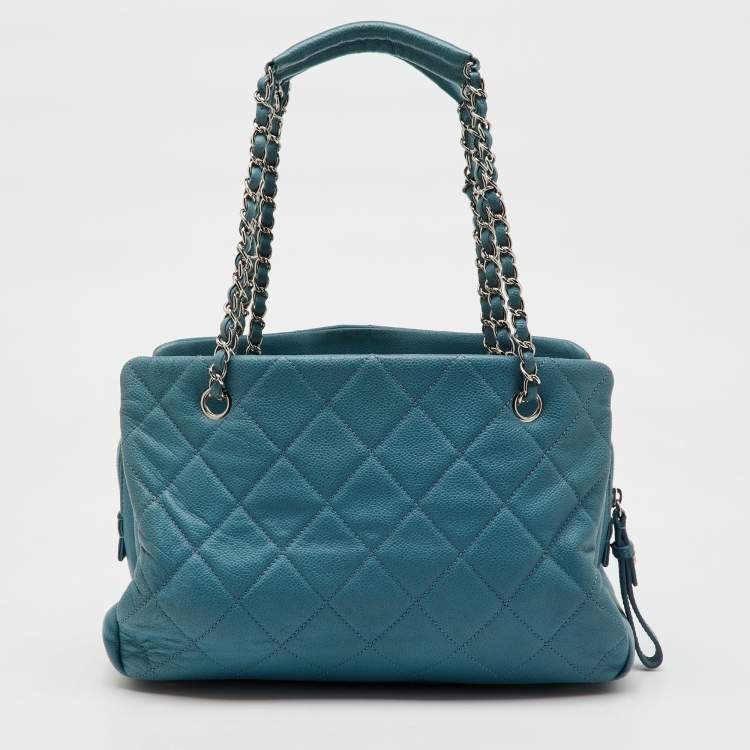 Pre Owned Chanel Blue Quilted Caviar Leather Petite Timeless Tote