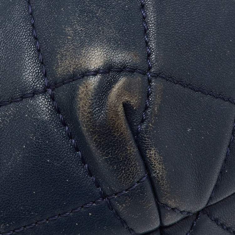 Pre Owned Chanel Navy Blue Quilted Leather Daily Supple Flap Bag